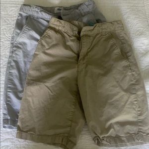 Old Navy 2 pairs of shorts
